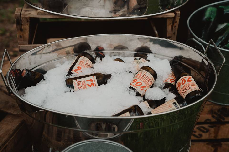 cervezas_en_hielo_metalico