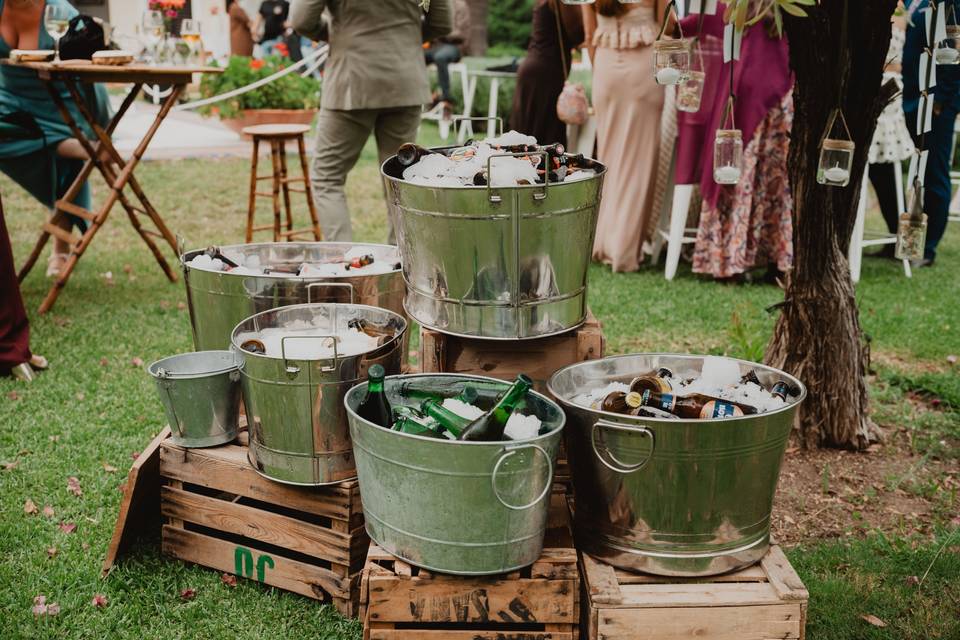 cubo_metalico_bebidas_hielo