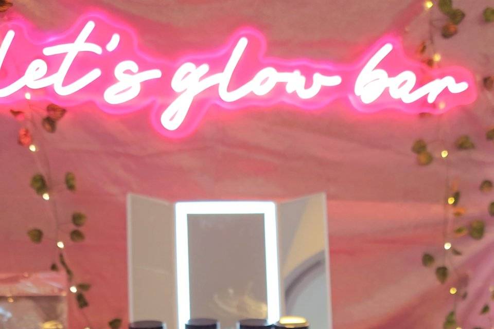 Let's glow bar