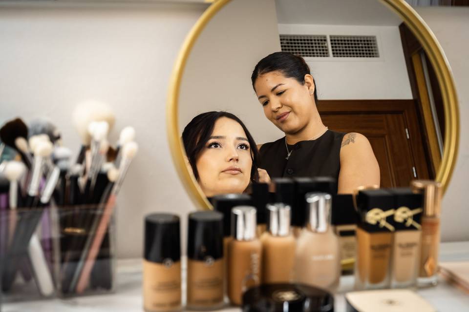 Rua Makeup