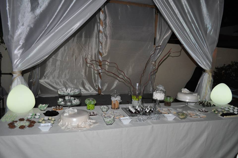 Mesa de dulces boda blanca