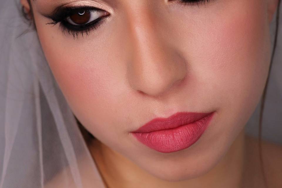 Maquillaje de novia glam