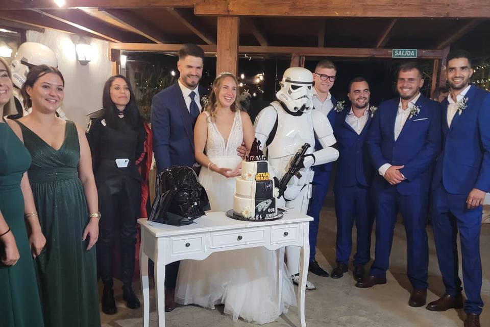 Star wars weeding