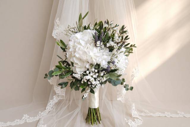 Ramo de novia blanco