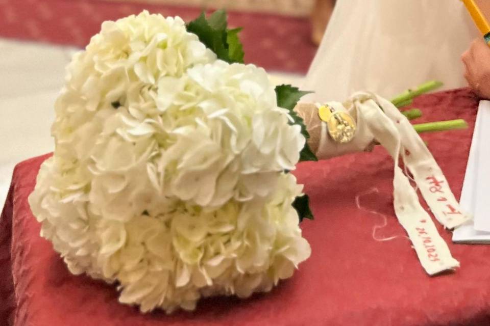Ramo de novia blanco