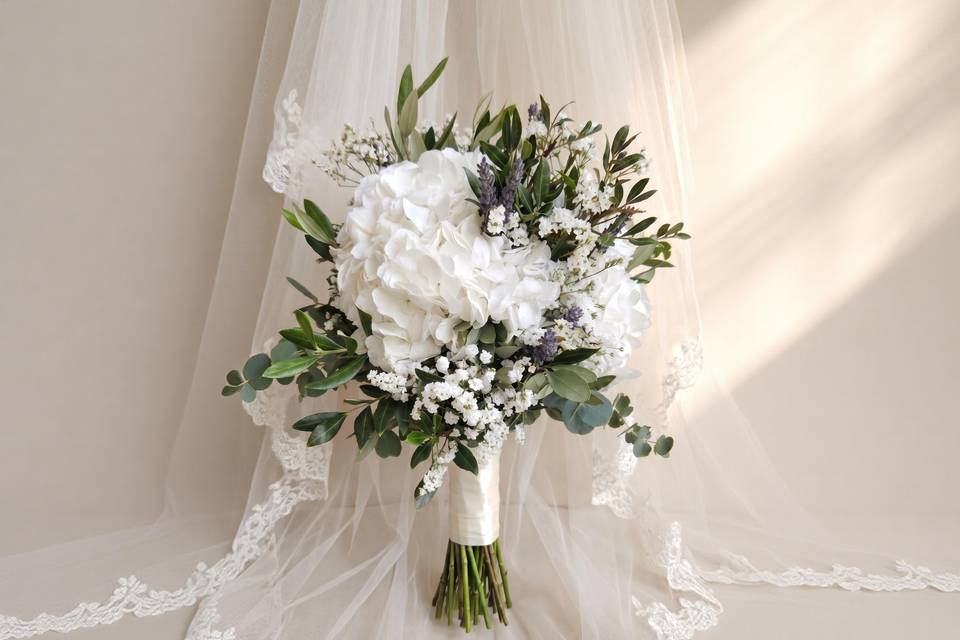 Ramo de novia blanco