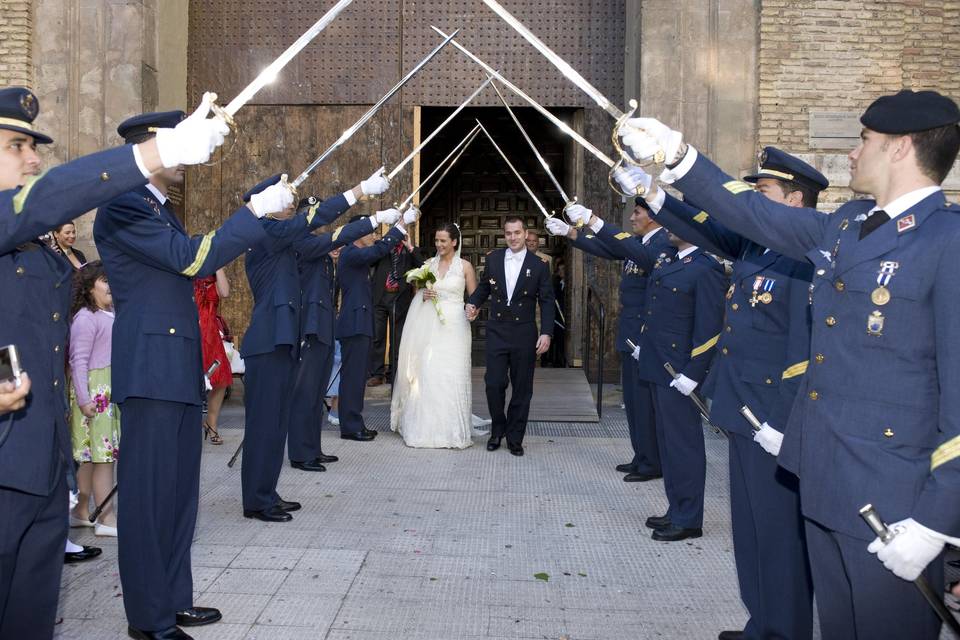 A la salida de la ceremonia