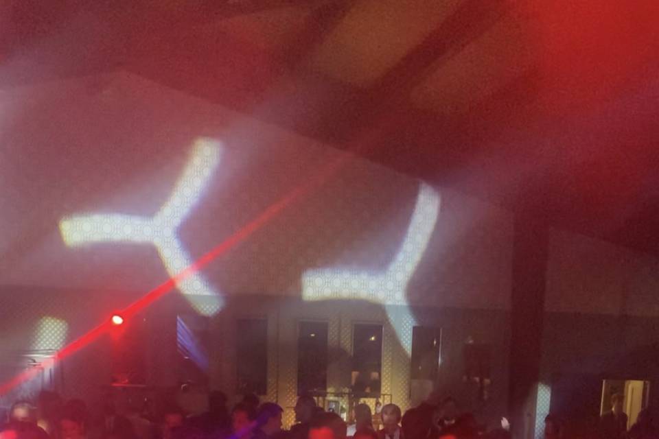 Your Best Wedding DJ