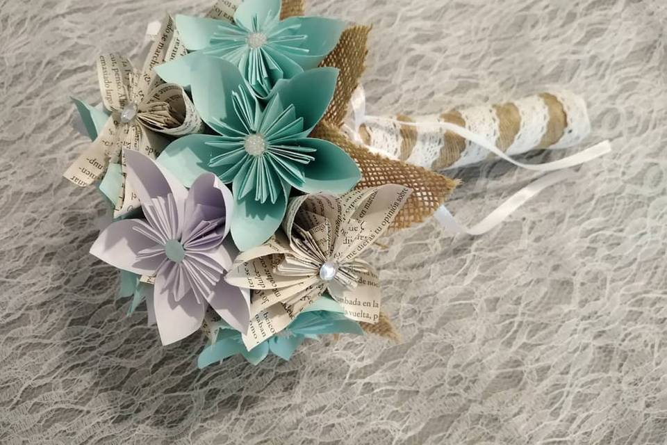 Ramo de flores de origami