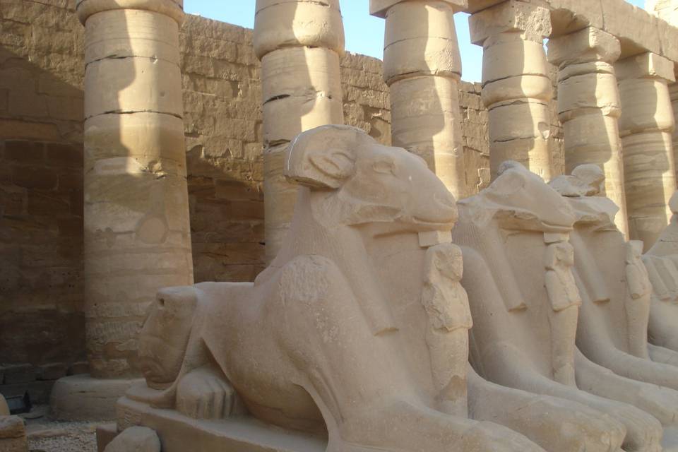 Esculturas en Karnak