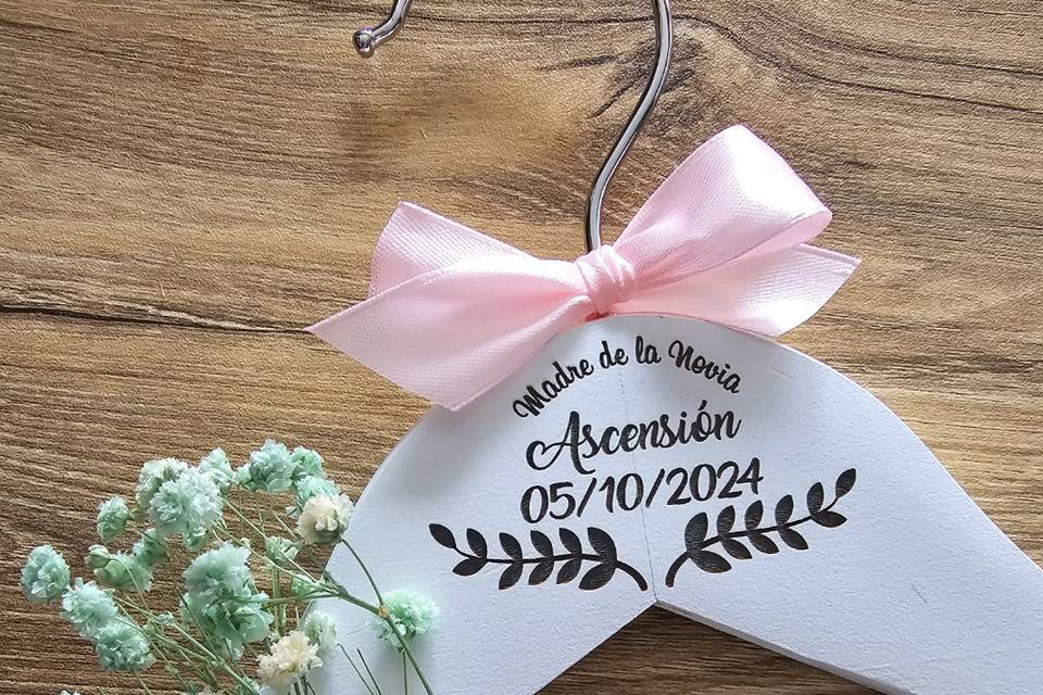 Perchas personalizadas familia