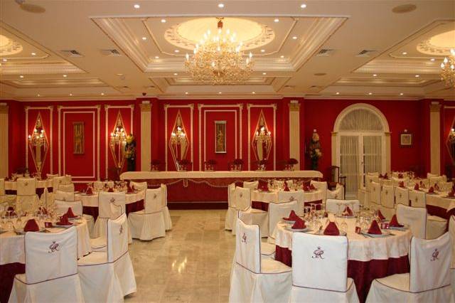 Salón rojo para Bodas