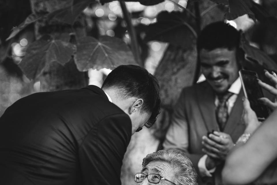 Familia