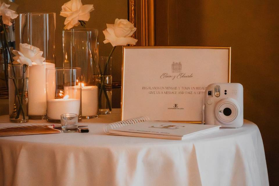Insignia Weddings & Events