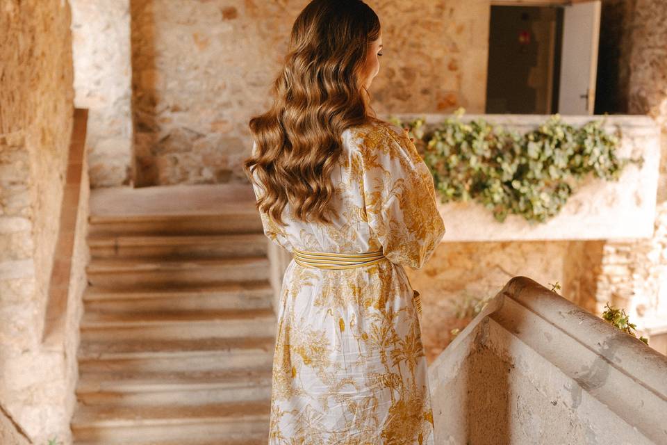 Cabello suelto con ondas