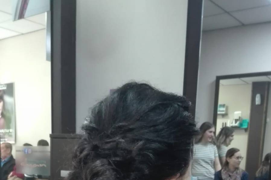 Glyan Peluquería y Estética
