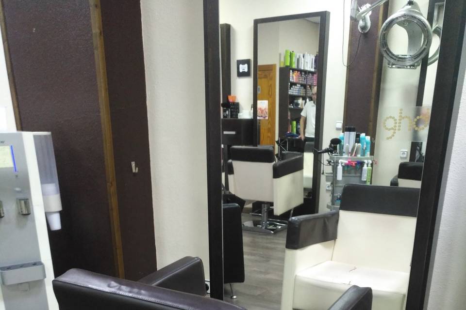 Glyan Peluquería y Estética