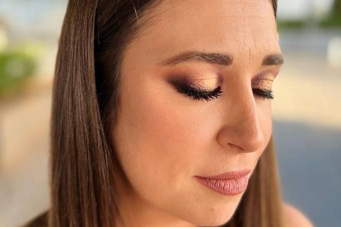 Maquillaje de invitada laura