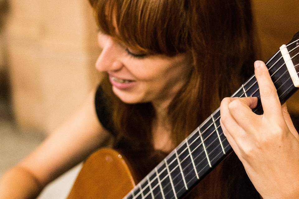 Guitarra en ceremonia religiosa