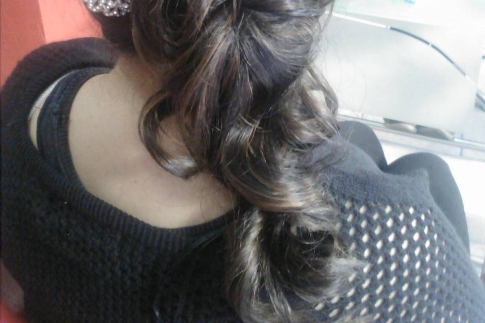 Corte y mechas a gorro