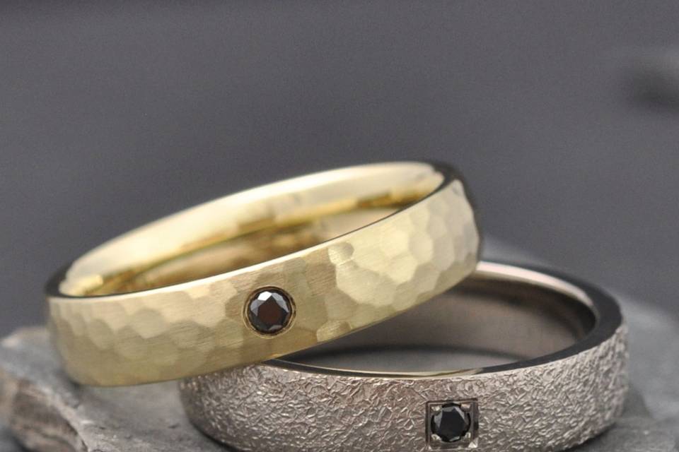 Oro y diamntes negros