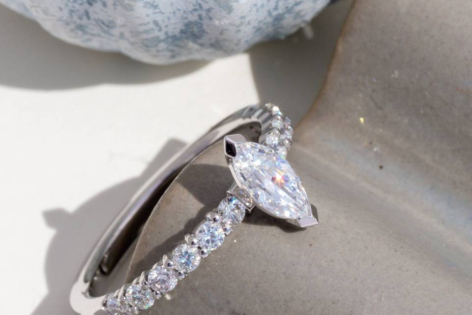 Anillo compromiso oro blanco