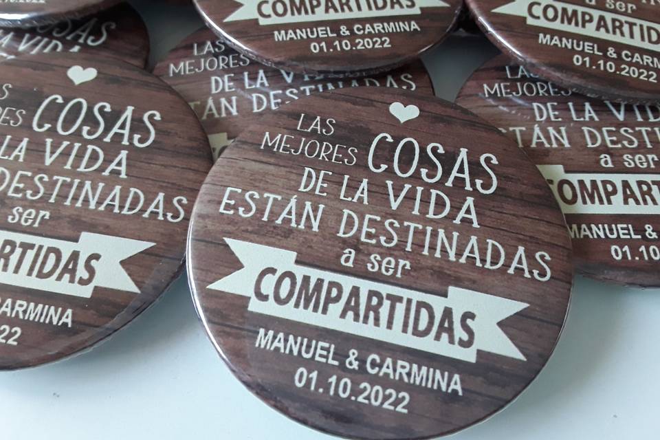 Abridores con frases de efecto madera