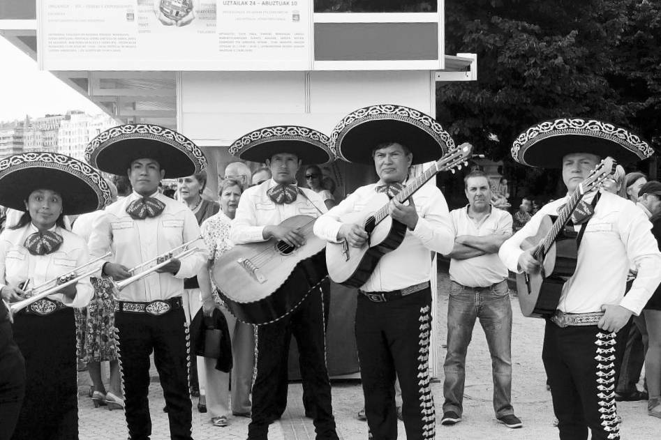 Mariachi Azteca