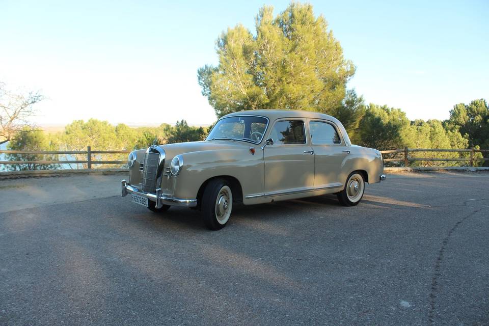 Mercedes-Benz W180 Ponton