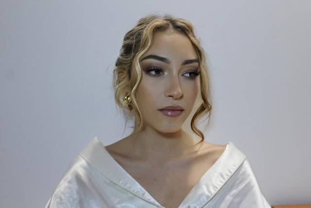 Lara R Maquillaje 26/05/2023