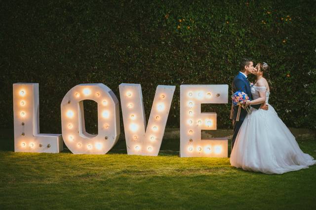 Mucho love