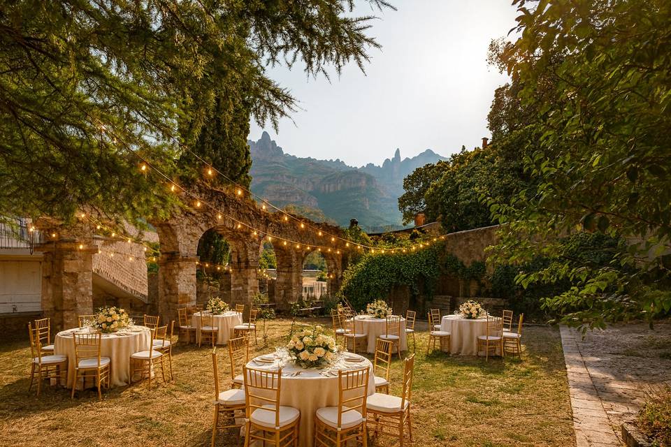 Lugar con encanto en Montserra