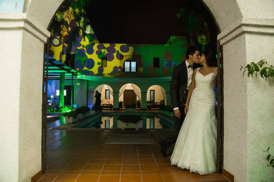 Novios en La Finca la Montaña