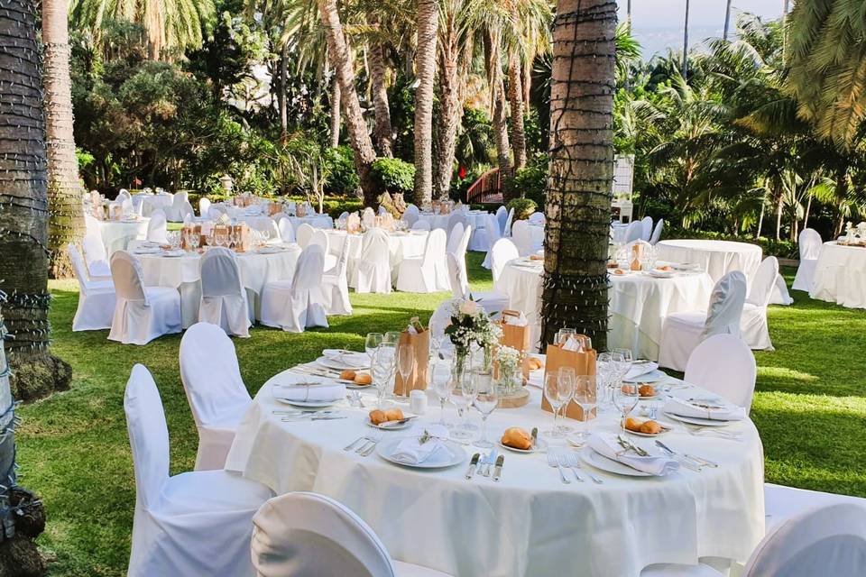 Montaje de piscina boda