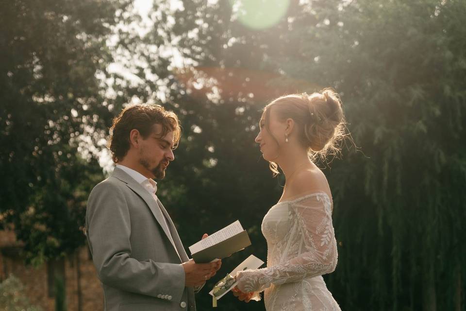 Punto Rosso Weddings