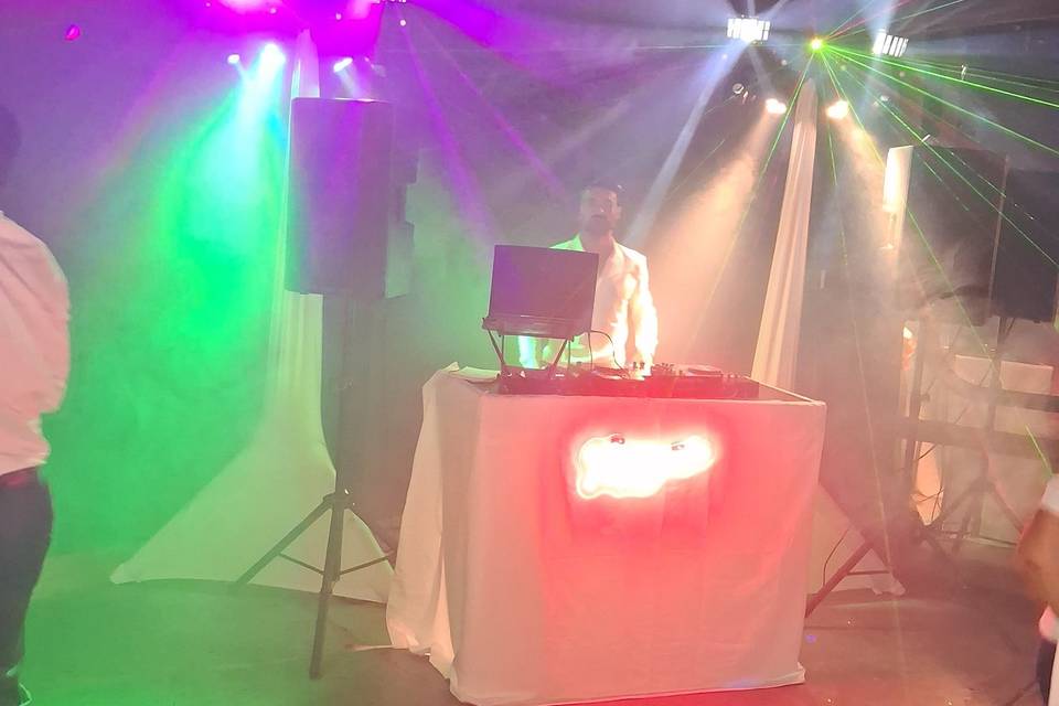 Set iluminación del dj