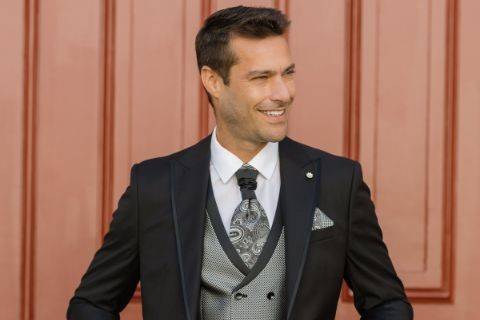 Elegante
