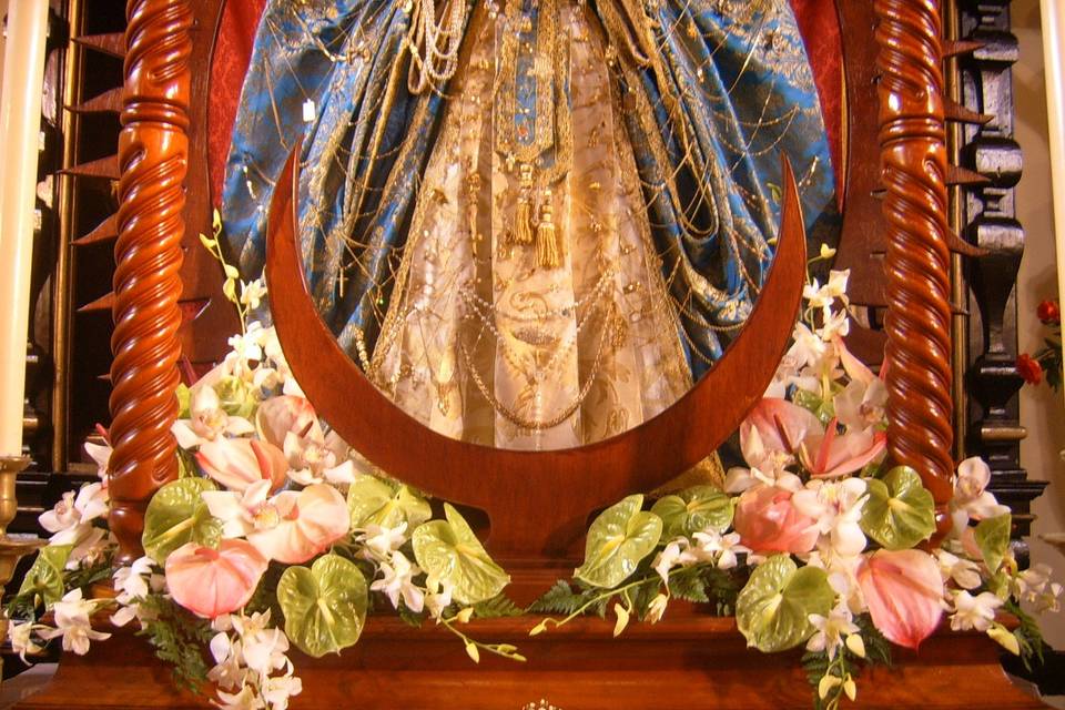 Decoración en el altar