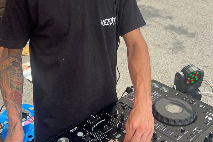 DJ Weedtek