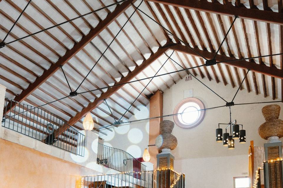 Entrada de los novios al salón
