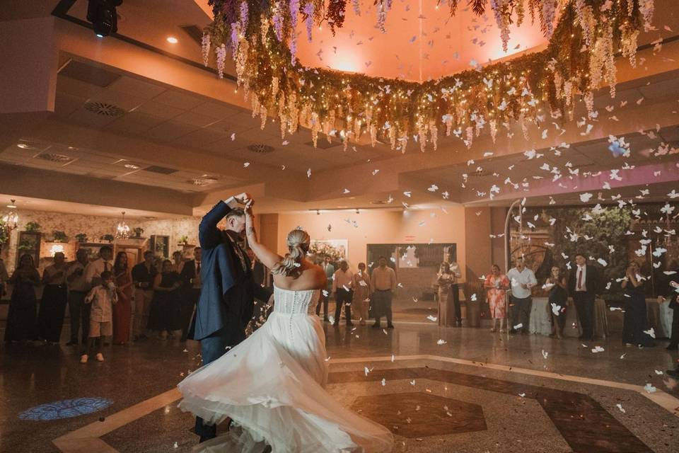 Baile nupcial salón verde