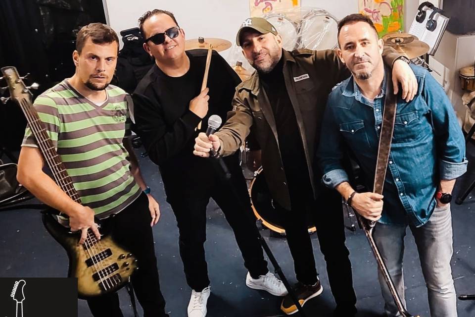 ContraCorriente Band