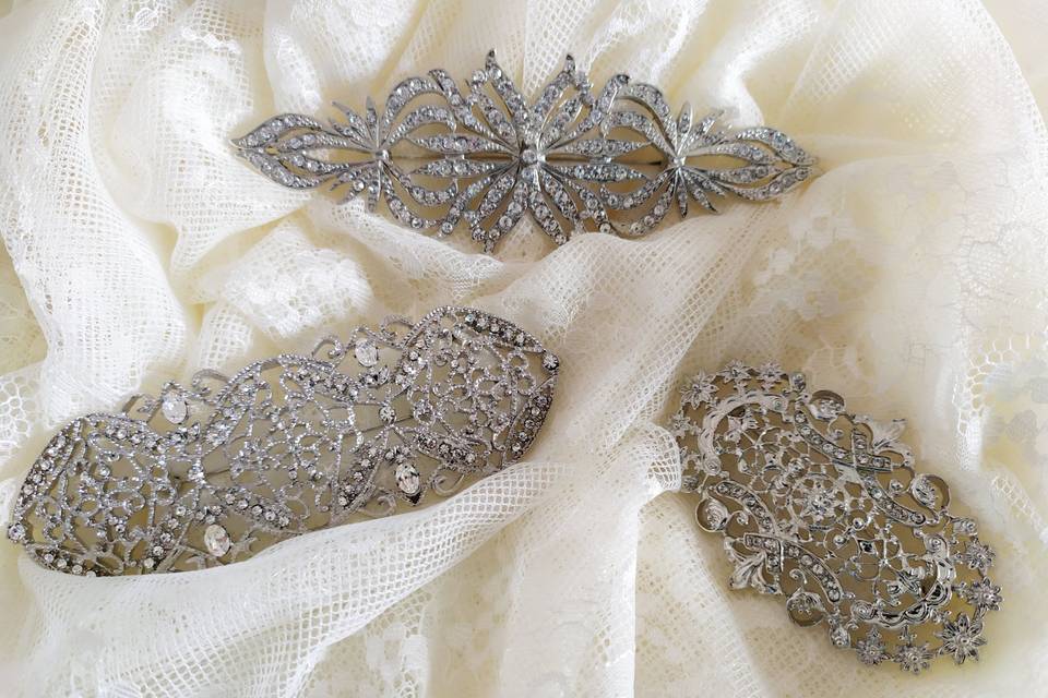 Broches para mantilla y novia