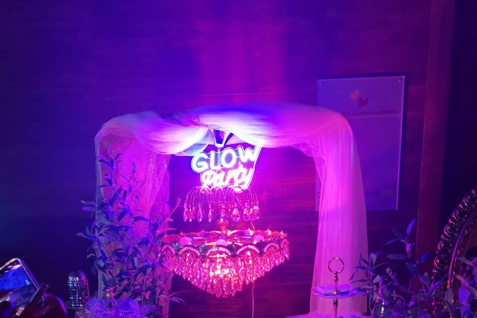 Glow Glitter Party
