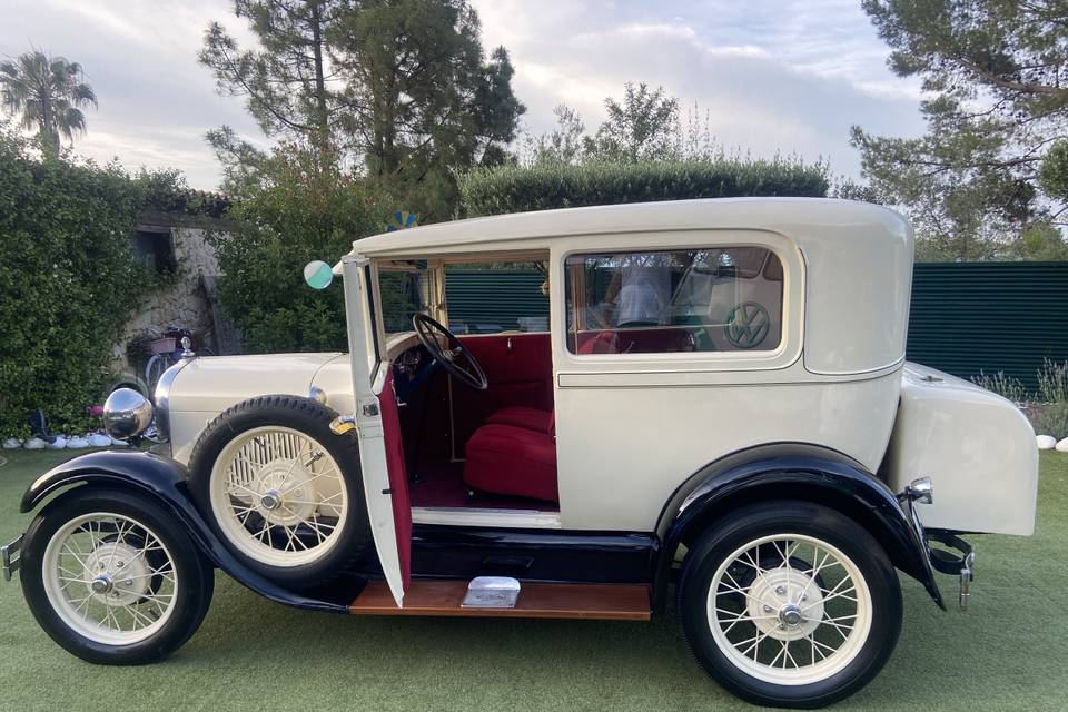 Coche clásico Ford A del año 1928