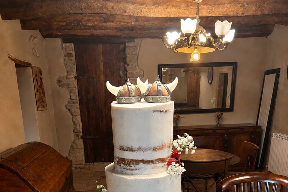 Naked Cake