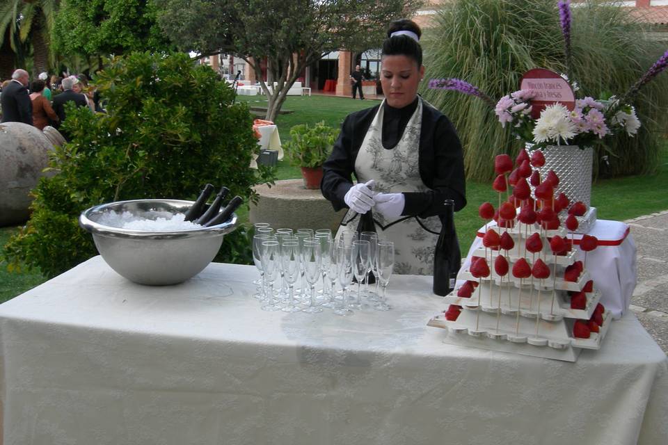 Bodegón de champagne con fresa