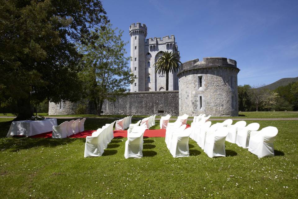 Foto de ceremonia en el jardín