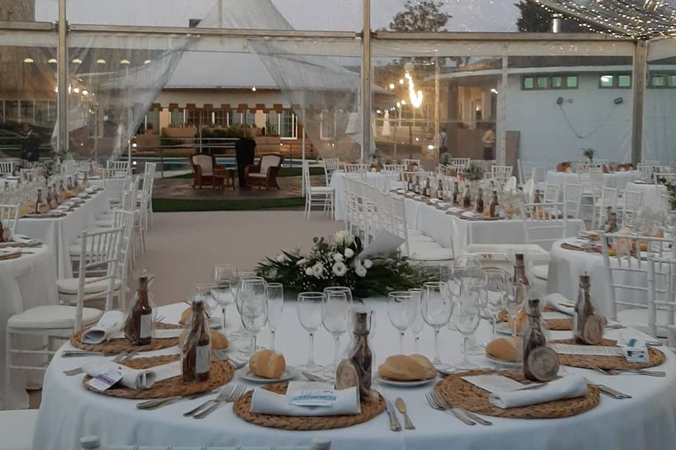 Bodas exteriores en carpas