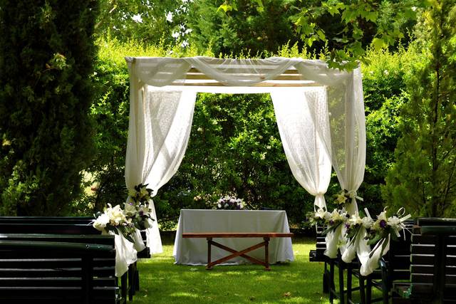 Ceremonia civil en el Jardín
